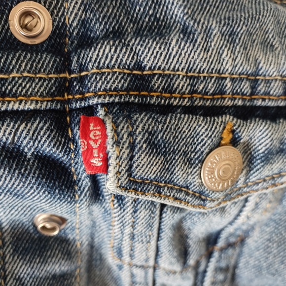 Levi's® Denim Trucker Jacket - Picture 3 of 7